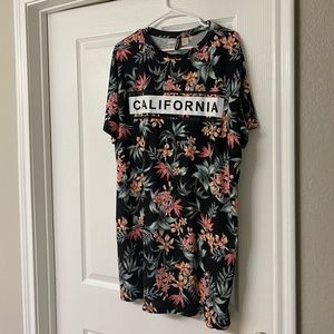 T-shirt dress